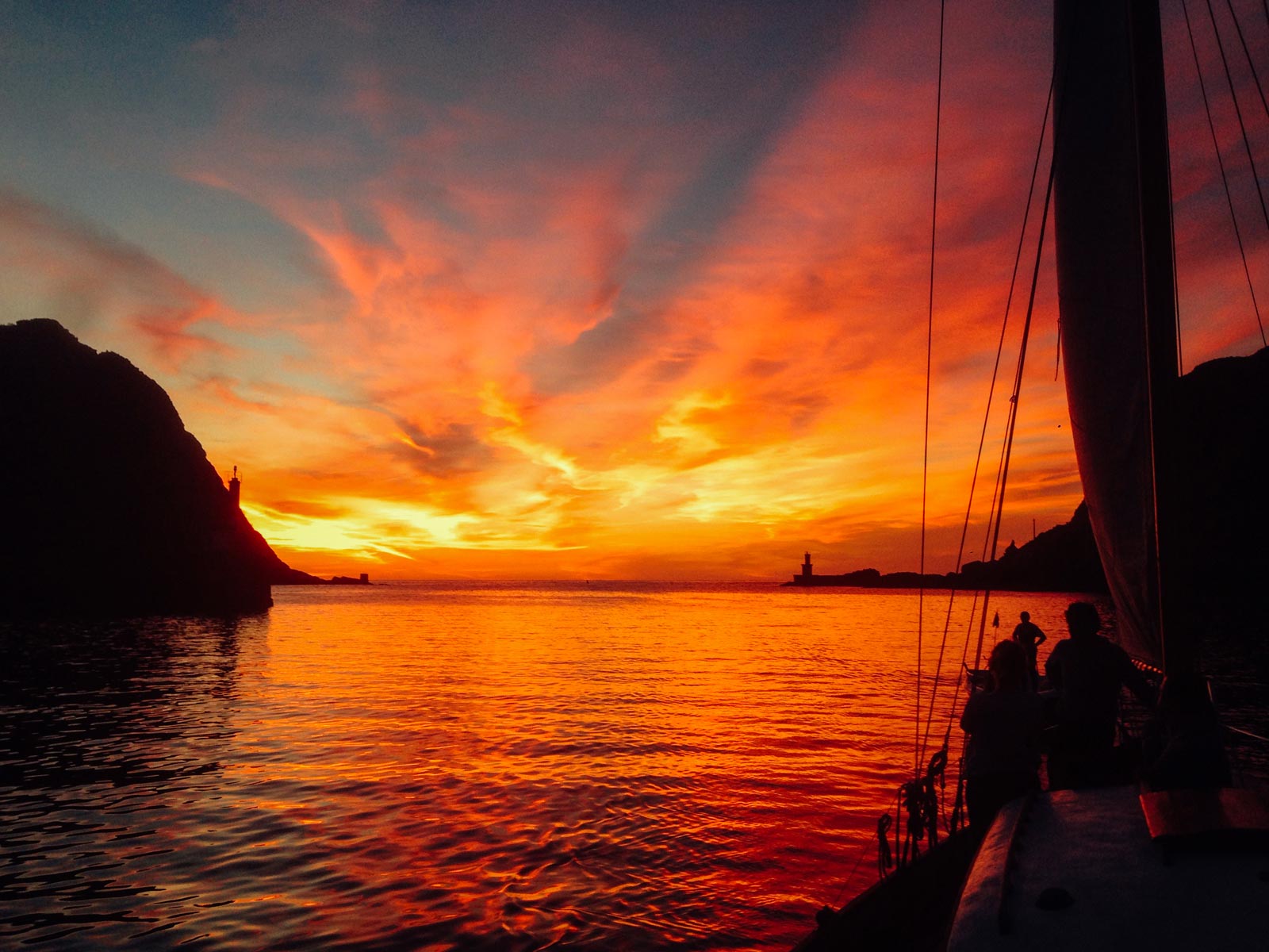 San Sebastian Sunset sailing tour